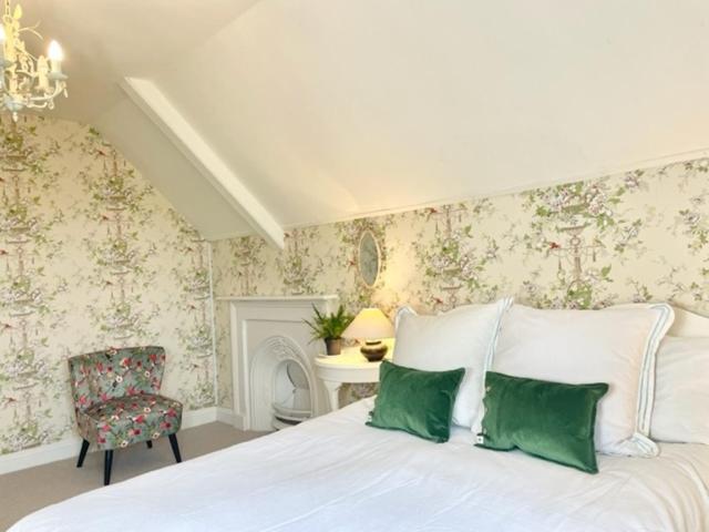 The Mount Somerton Retreat - Nr Bruton, Glastonbury, The Spectacular Wells Cathedral, Millfield School, Leonardo Helicopters, Yeovilton Exteriör bild